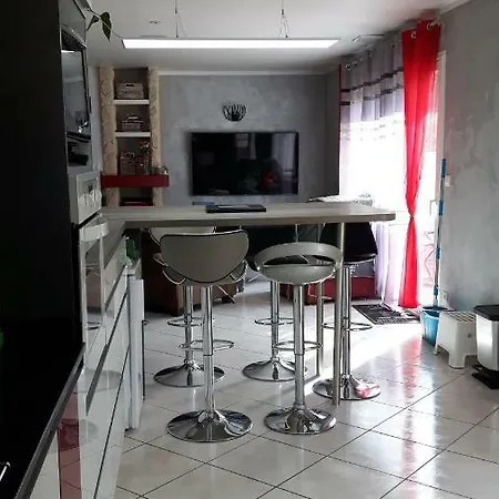 Homestay Chez Yannick Et Isabelle *